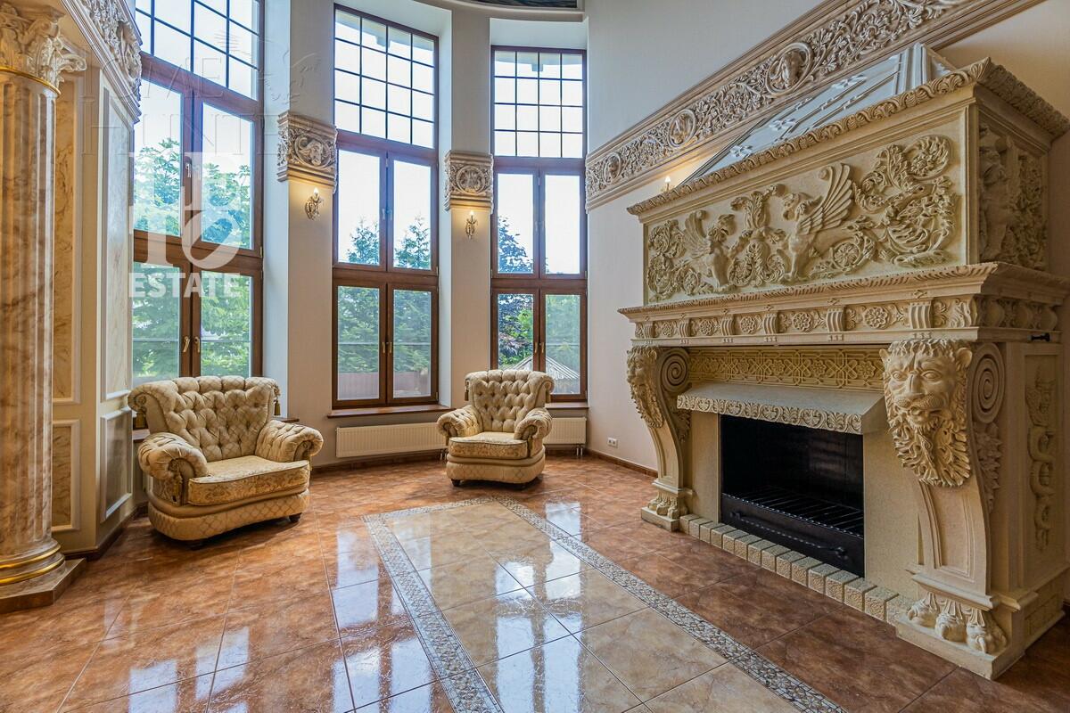 2-этажный коттедж 650 м² с отделкой