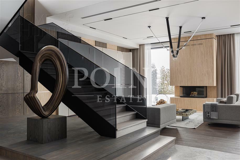 2-этажный коттедж 1 066 м² с отделкой