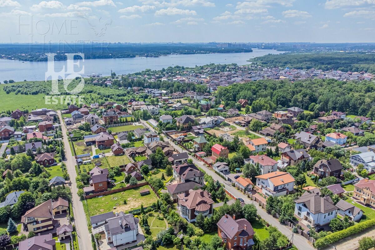 2-этажный коттедж 650 м² с отделкой