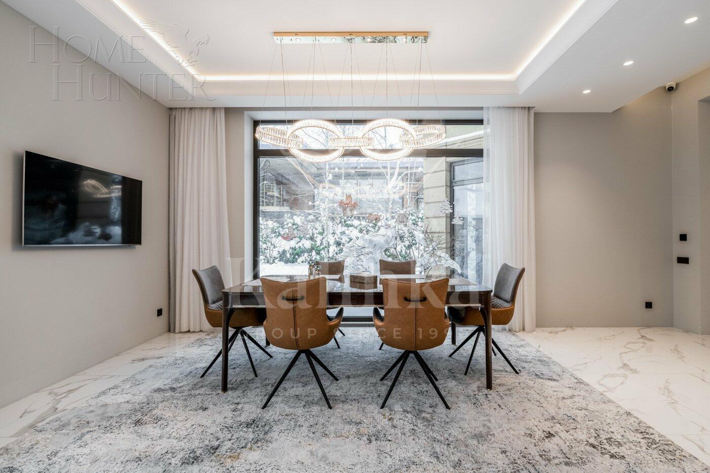 2-этажный коттедж 500 м² с отделкой