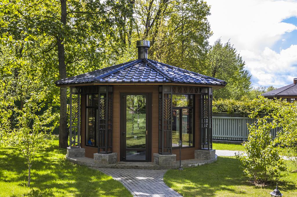 2-этажный коттедж 1 000 м² с отделкой