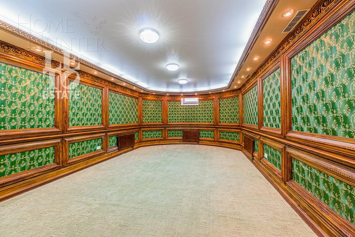 2-этажный коттедж 650 м² с отделкой