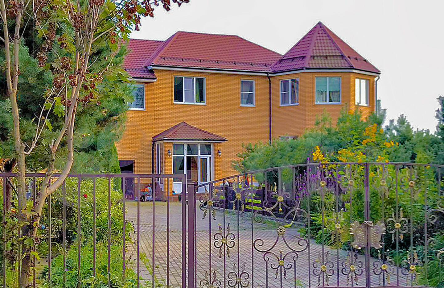 2-этажный коттедж 360 м² с отделкой