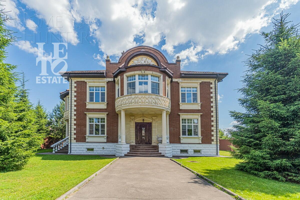 2-этажный коттедж 650 м² с отделкой