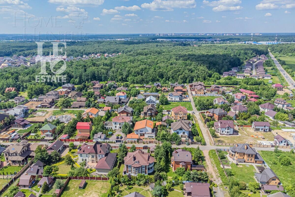 2-этажный коттедж 650 м² с отделкой