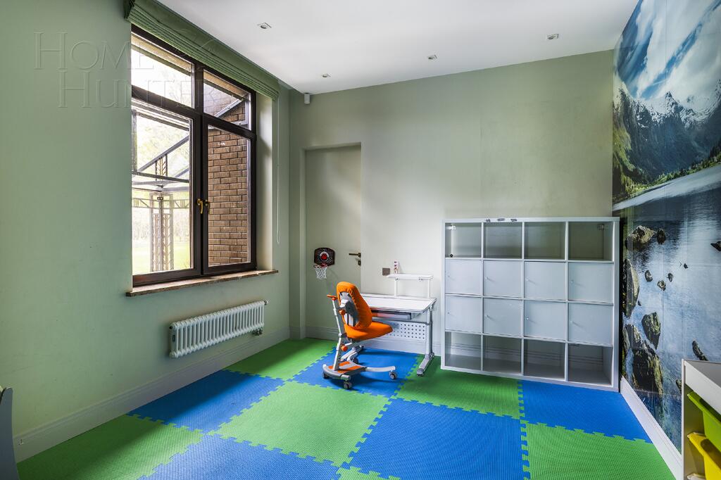 2-этажный коттедж 1 000 м² с отделкой