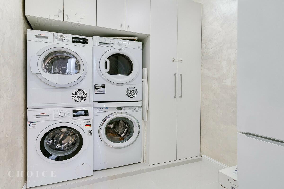 2-этажный таунхаус 293 м² с отделкой