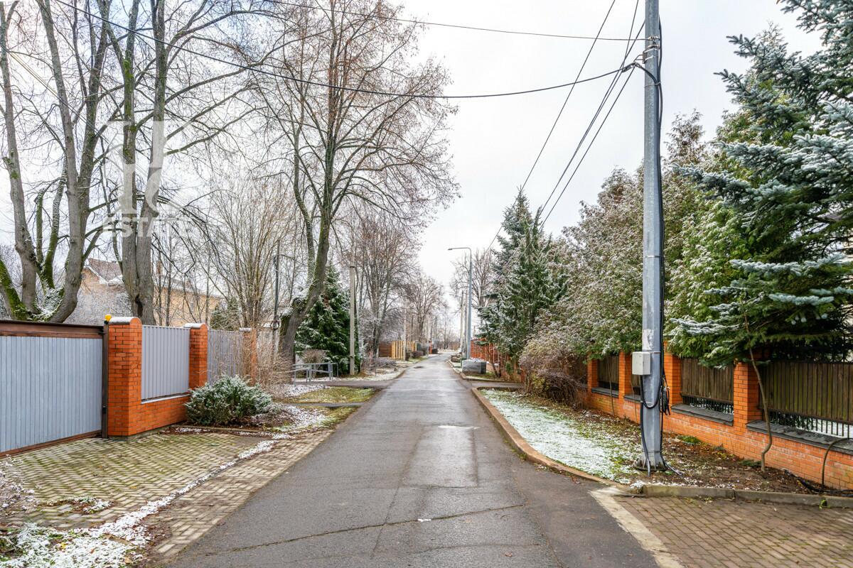 2-этажный коттедж 500 м² без отделки