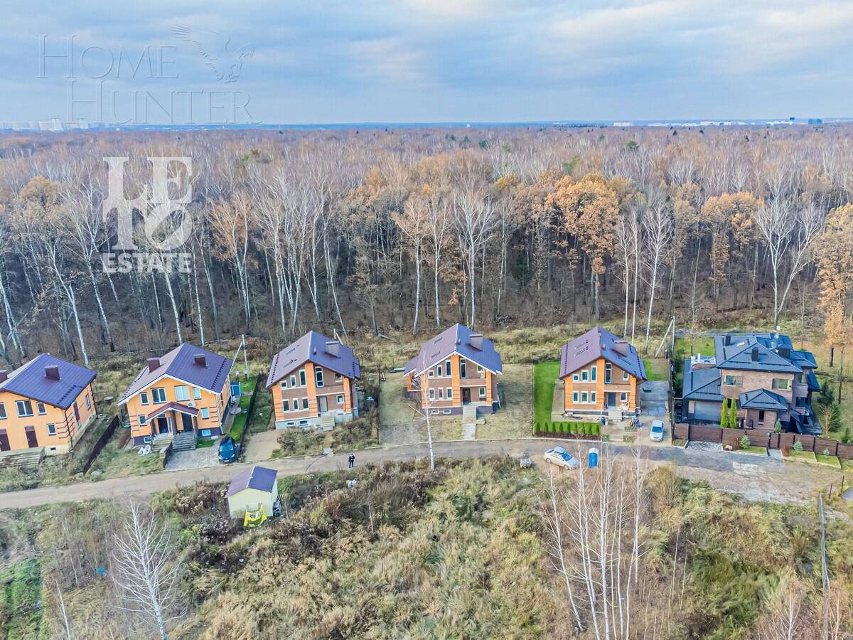 2-этажный коттедж 250 м² с отделкой