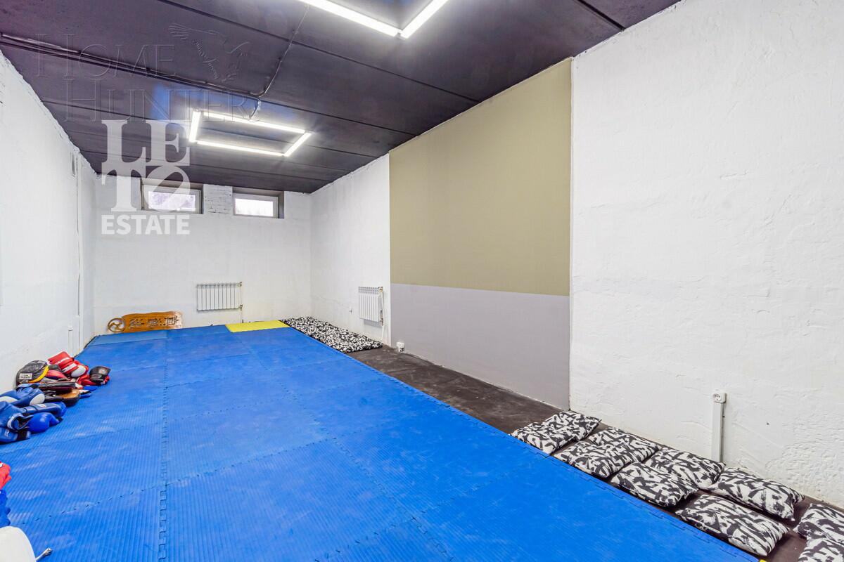 2-этажный коттедж 250 м² с отделкой