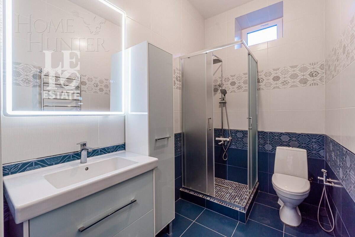 2-этажный коттедж 250 м² с отделкой