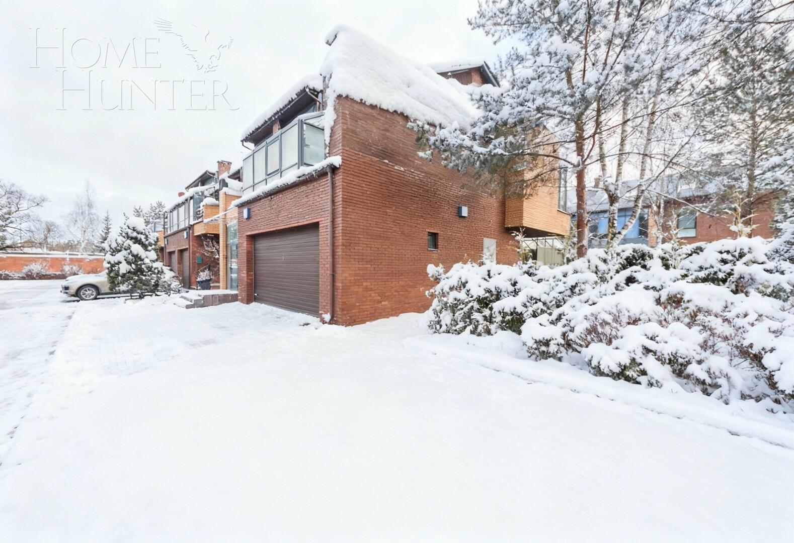 2-этажный таунхаус 400 м² без отделки