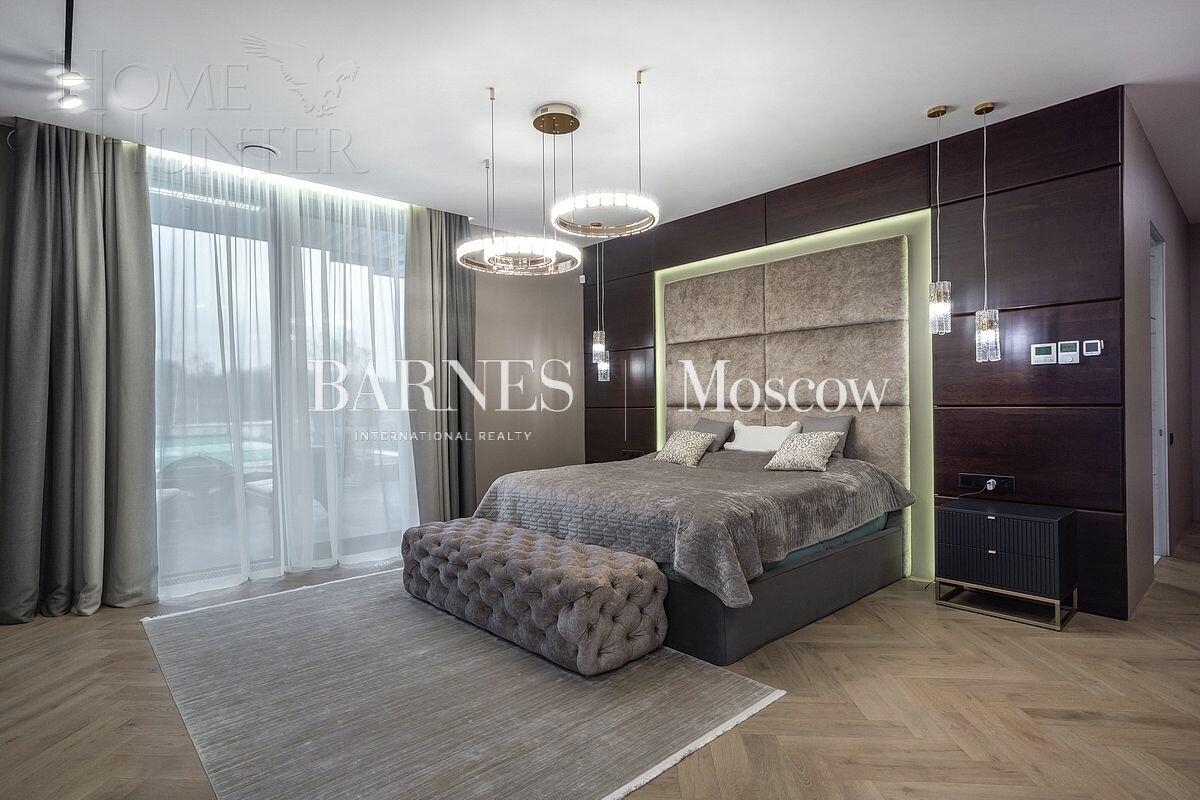 2-этажный коттедж 1 340 м² с отделкой