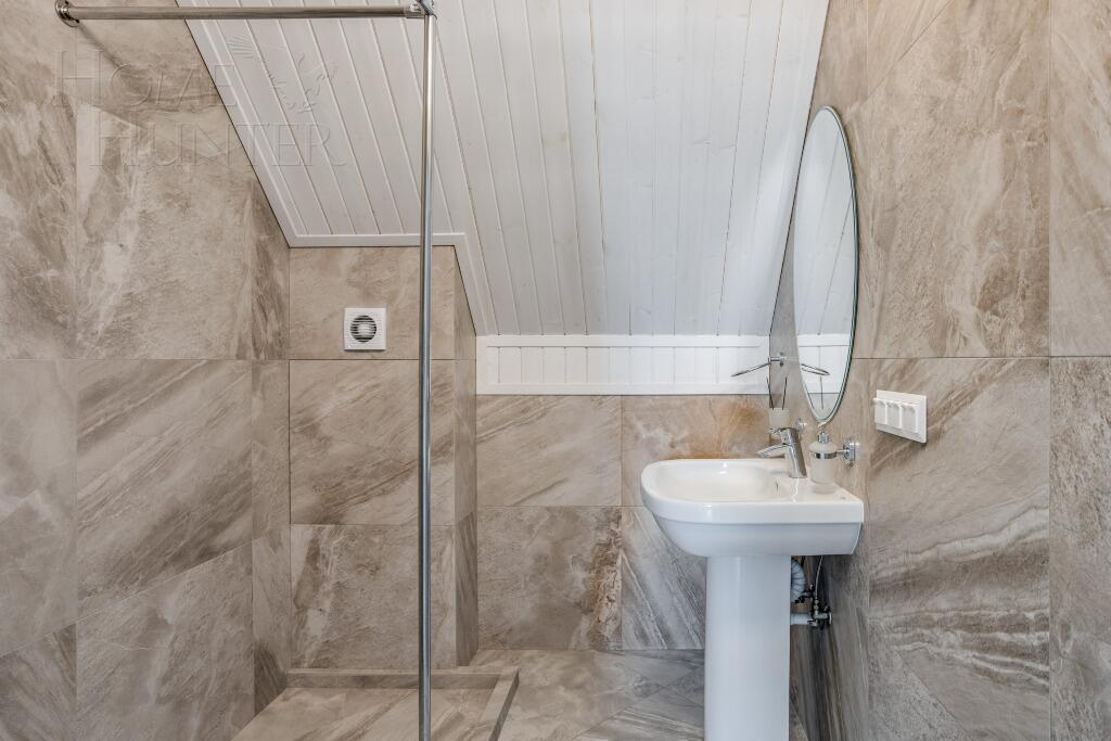 2-этажный коттедж 375 м² с отделкой