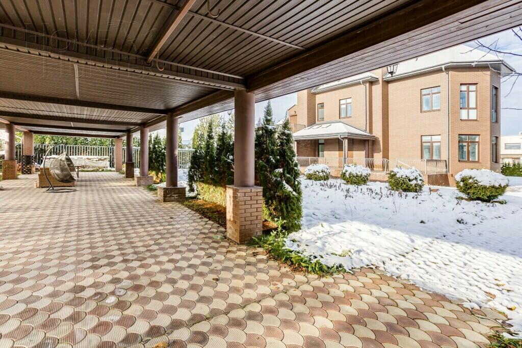 2-этажный коттедж 375 м² с отделкой