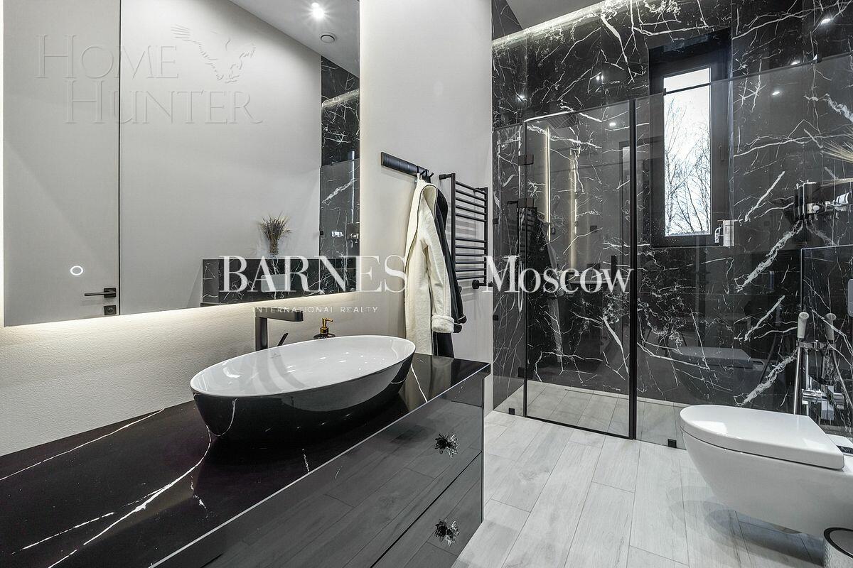 2-этажный коттедж 1 340 м² с отделкой