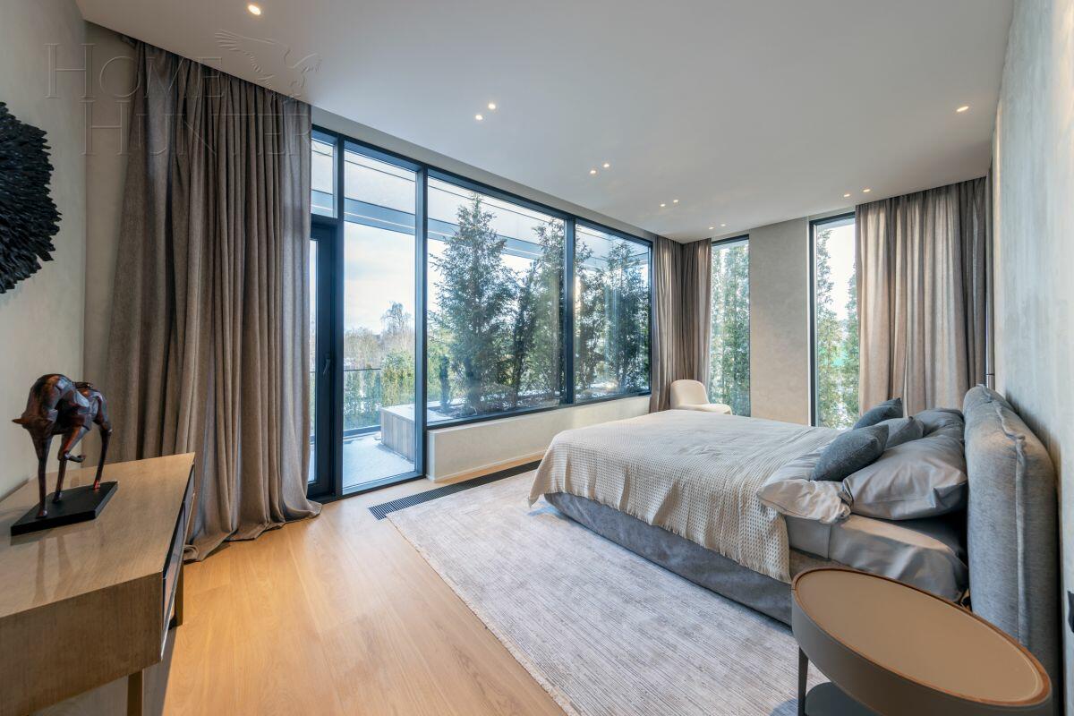 2-этажный коттедж 663 м² с отделкой