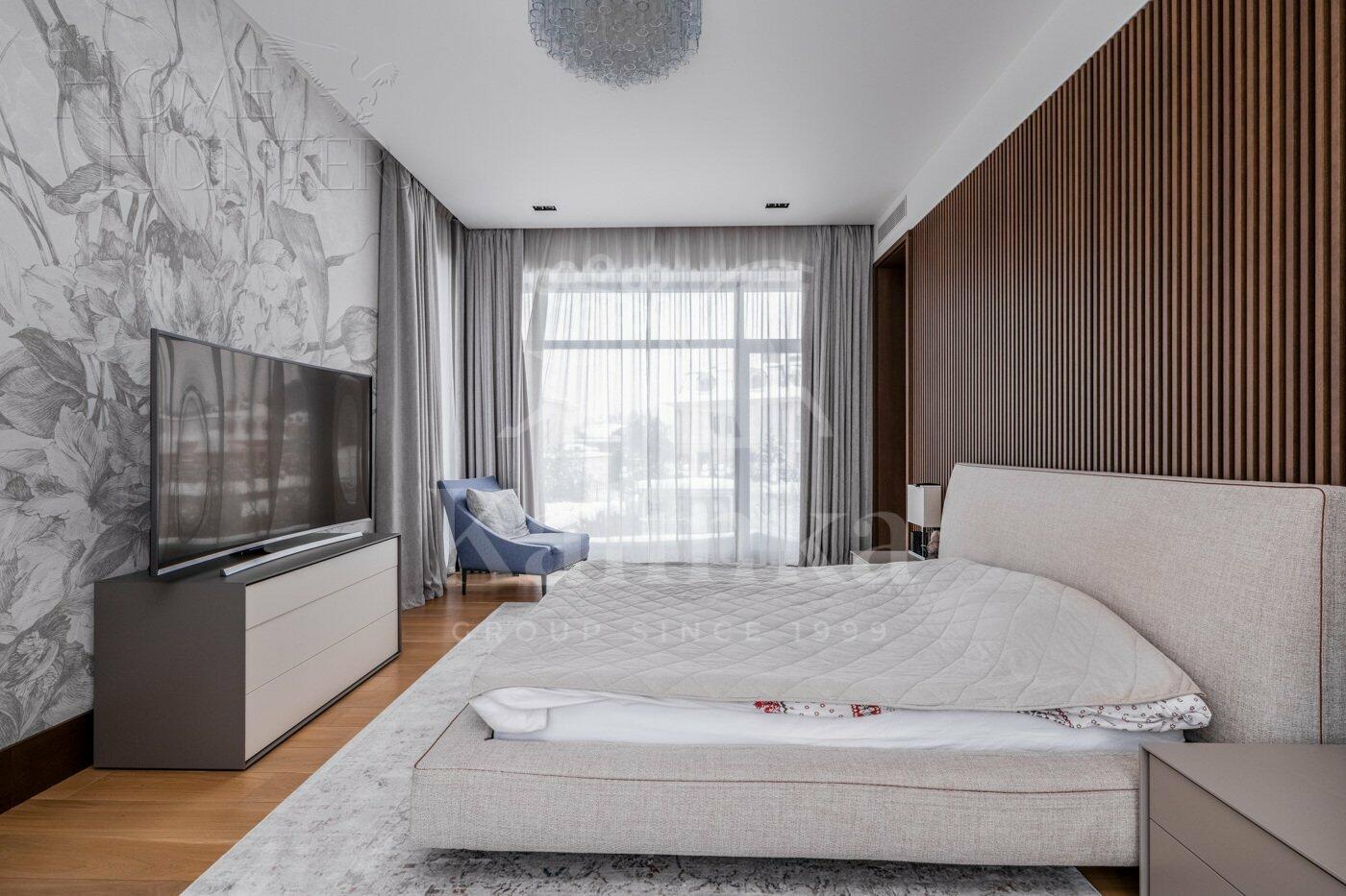 2-этажный коттедж 800 м² с отделкой