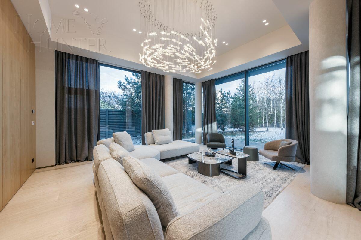 2-этажный коттедж 663 м² с отделкой