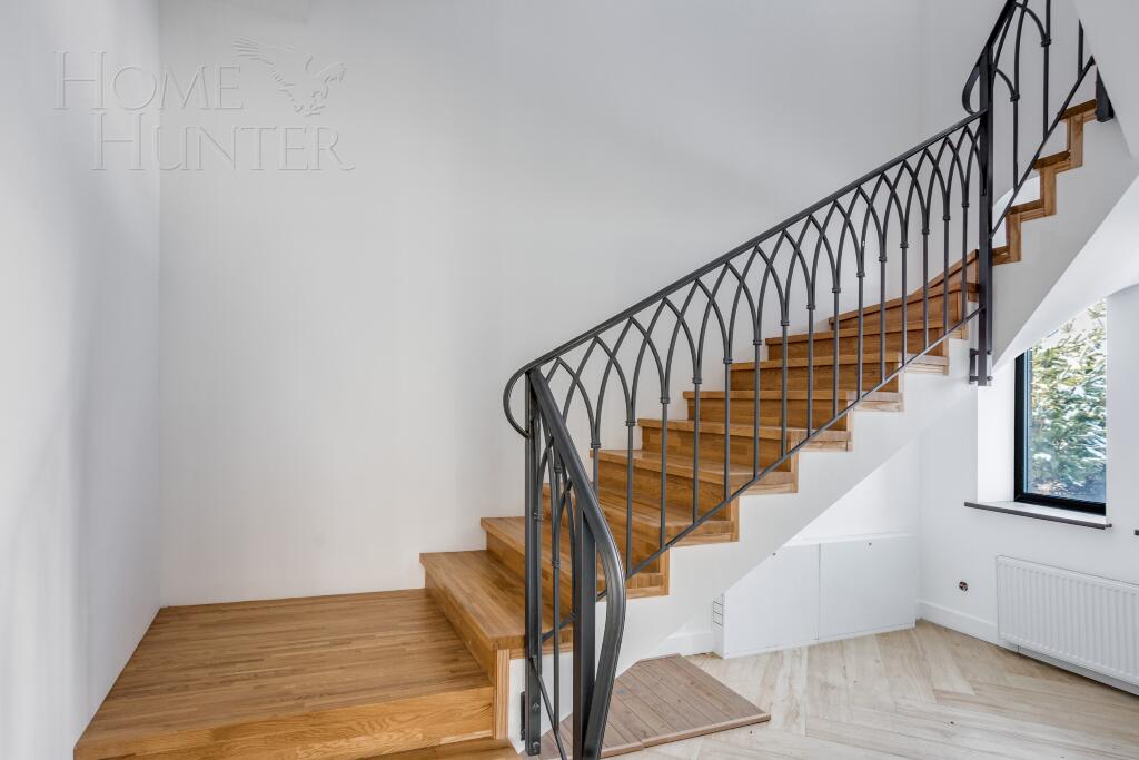 2-этажный коттедж 375 м² с отделкой