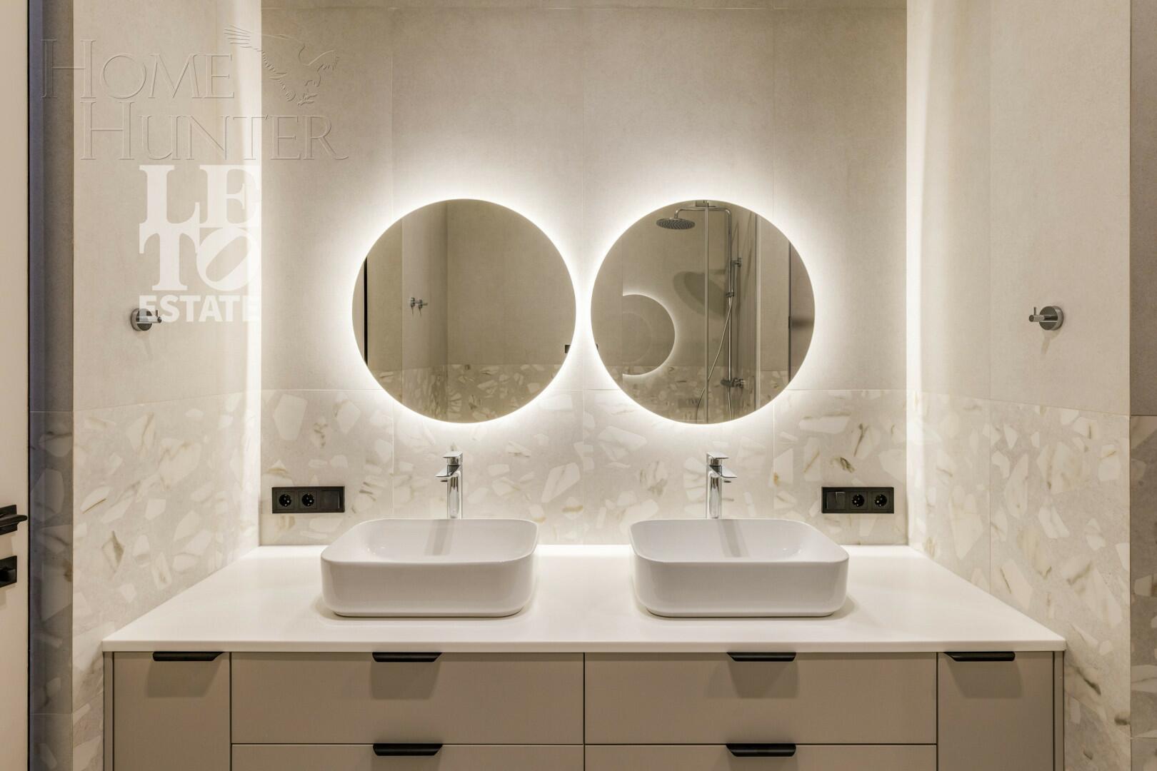 2-этажный коттедж 324 м² с отделкой