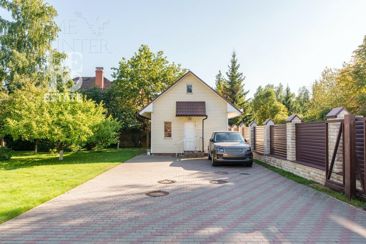 3-этажный коттедж 680 м² с отделкой