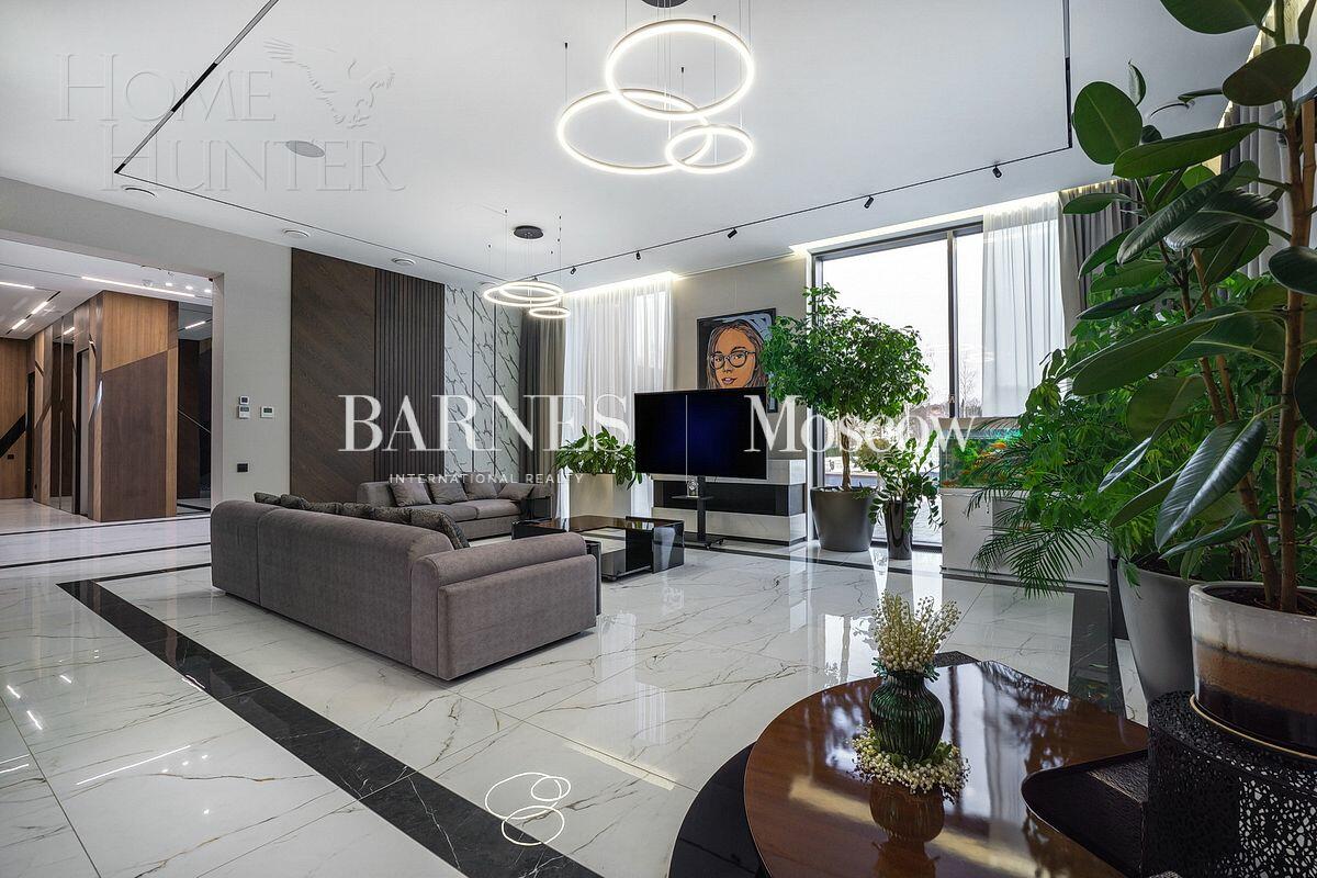 2-этажный коттедж 1 340 м² с отделкой