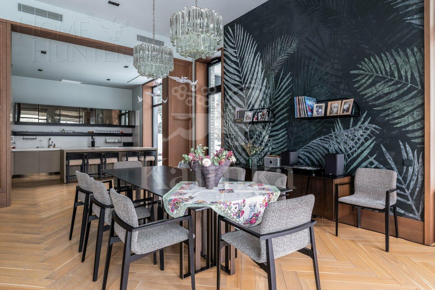 2-этажный коттедж 800 м² с отделкой