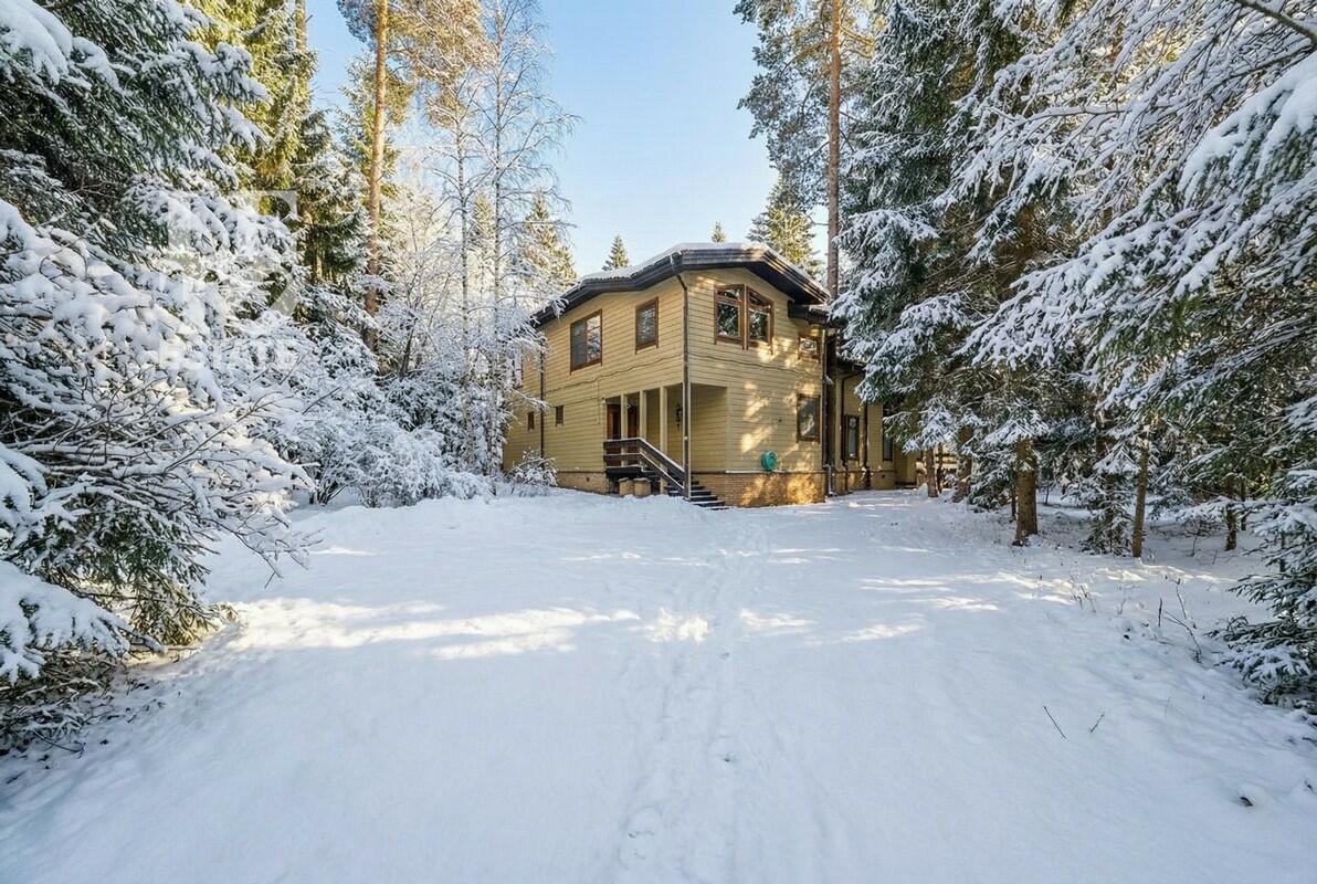 2-этажный коттедж 430 м² с отделкой