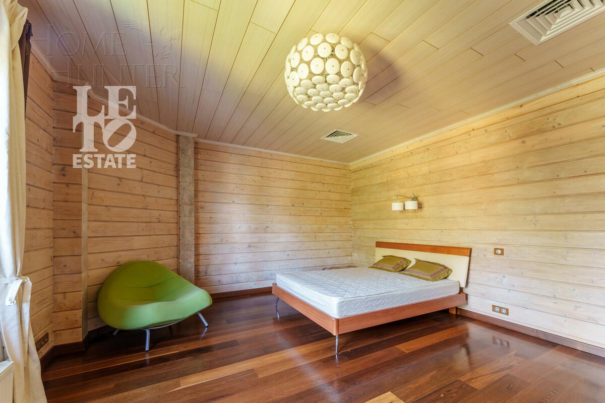 3-этажный коттедж 680 м² с отделкой