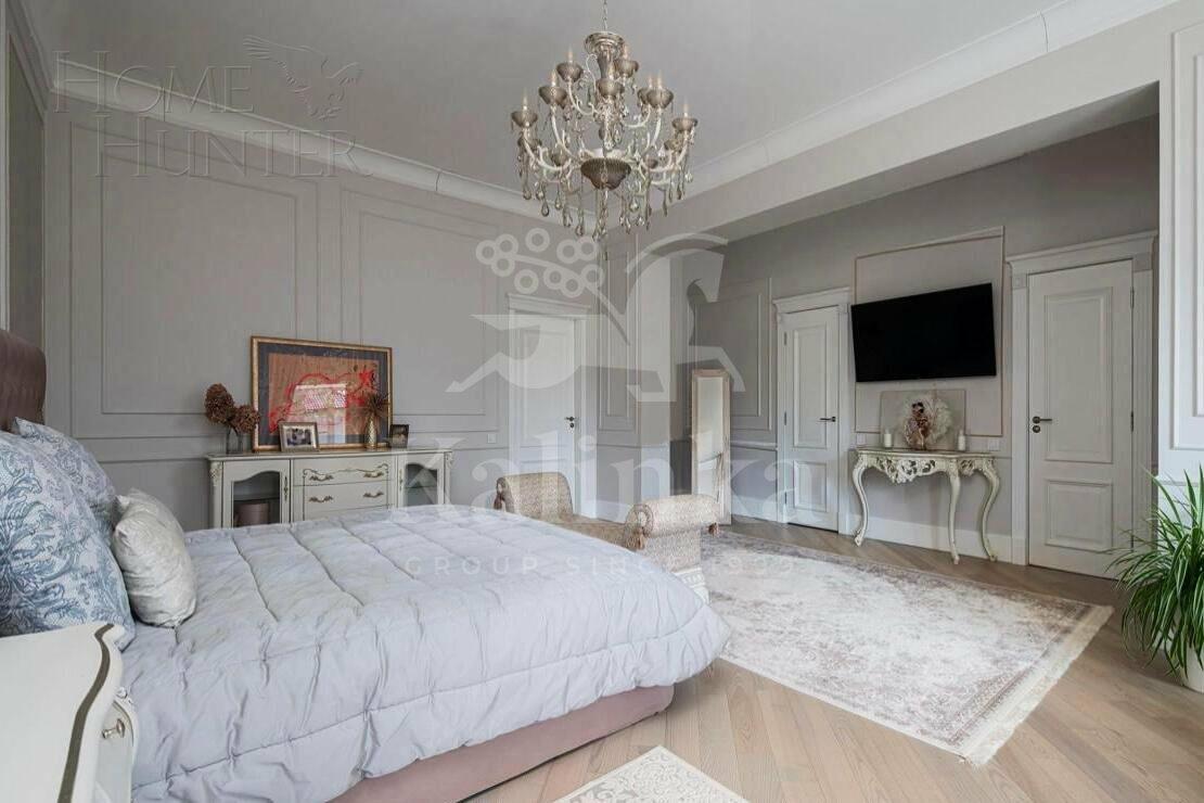 3-этажный коттедж 850 м² с отделкой