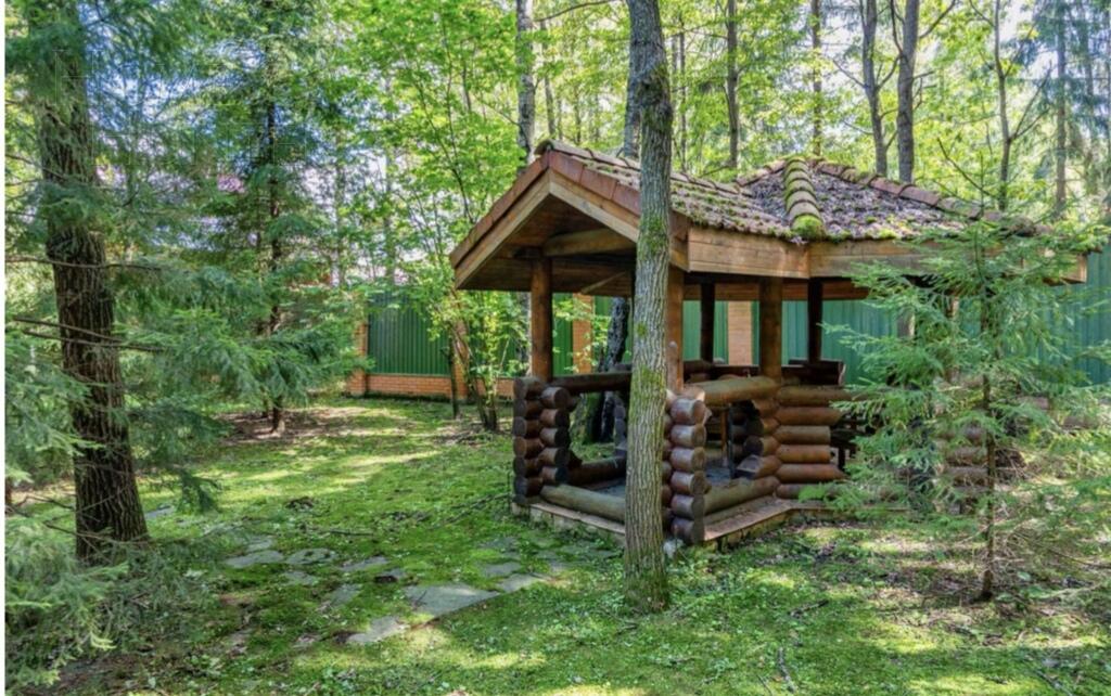 2-этажный коттедж 325 м² с отделкой