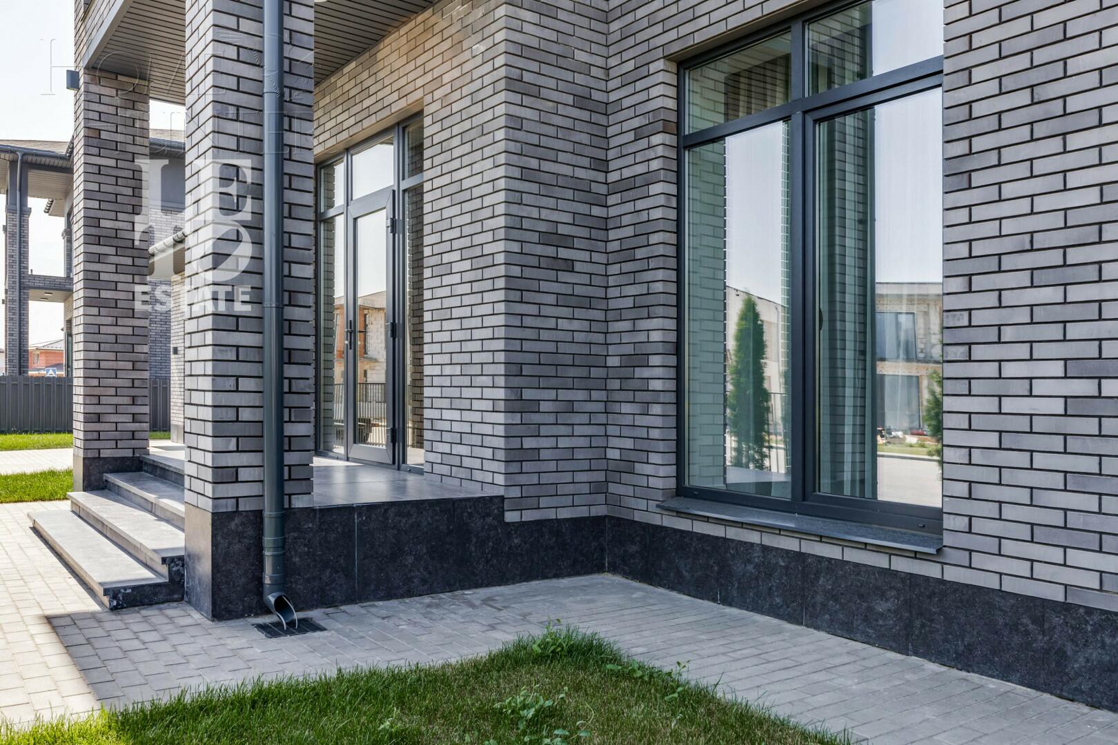 2-этажный коттедж 324 м² с отделкой