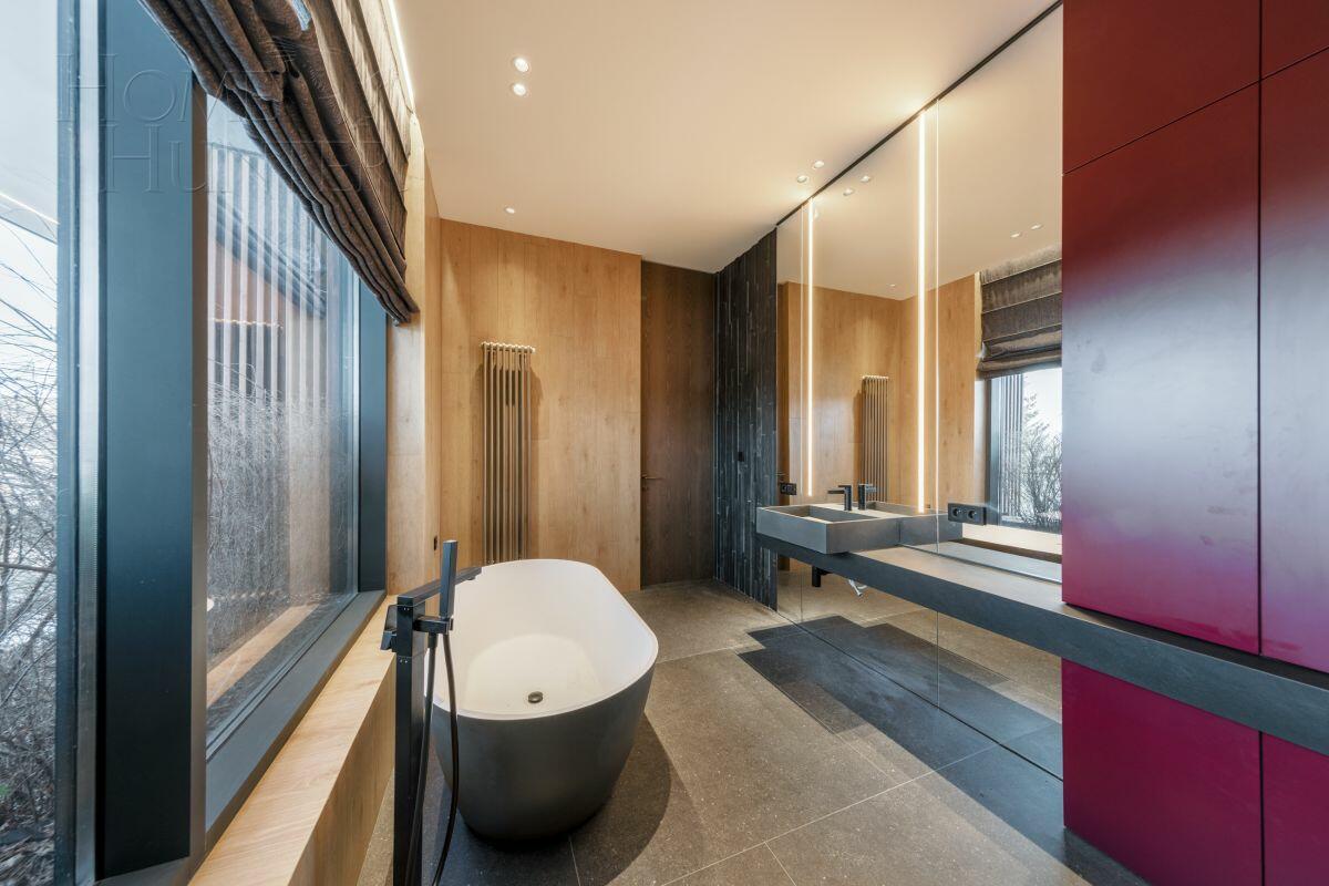 2-этажный коттедж 663 м² с отделкой