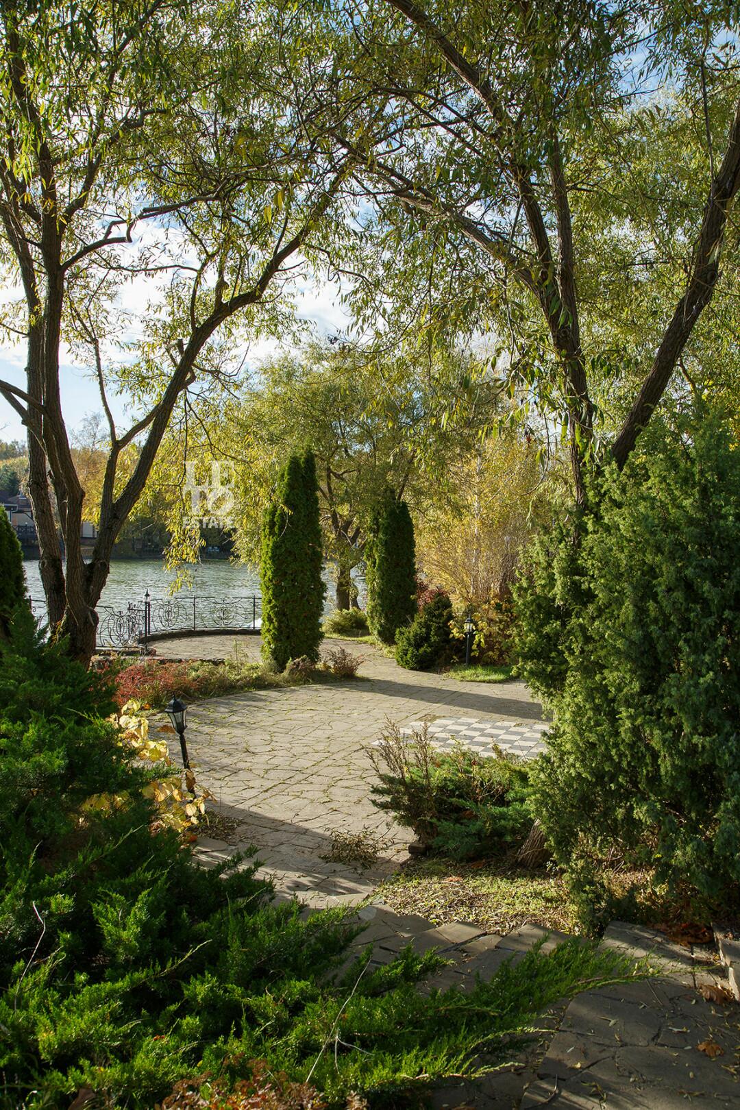 Участок 24 сот. в охраняемом поселке