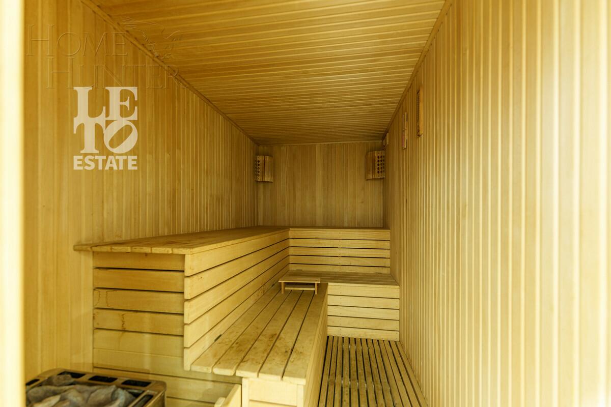 3-этажный коттедж 680 м² с отделкой