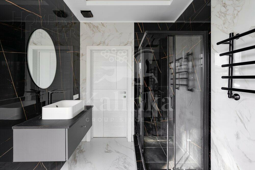 2-этажный коттедж 250 м² с отделкой