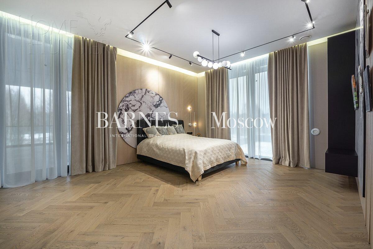 2-этажный коттедж 1 340 м² с отделкой