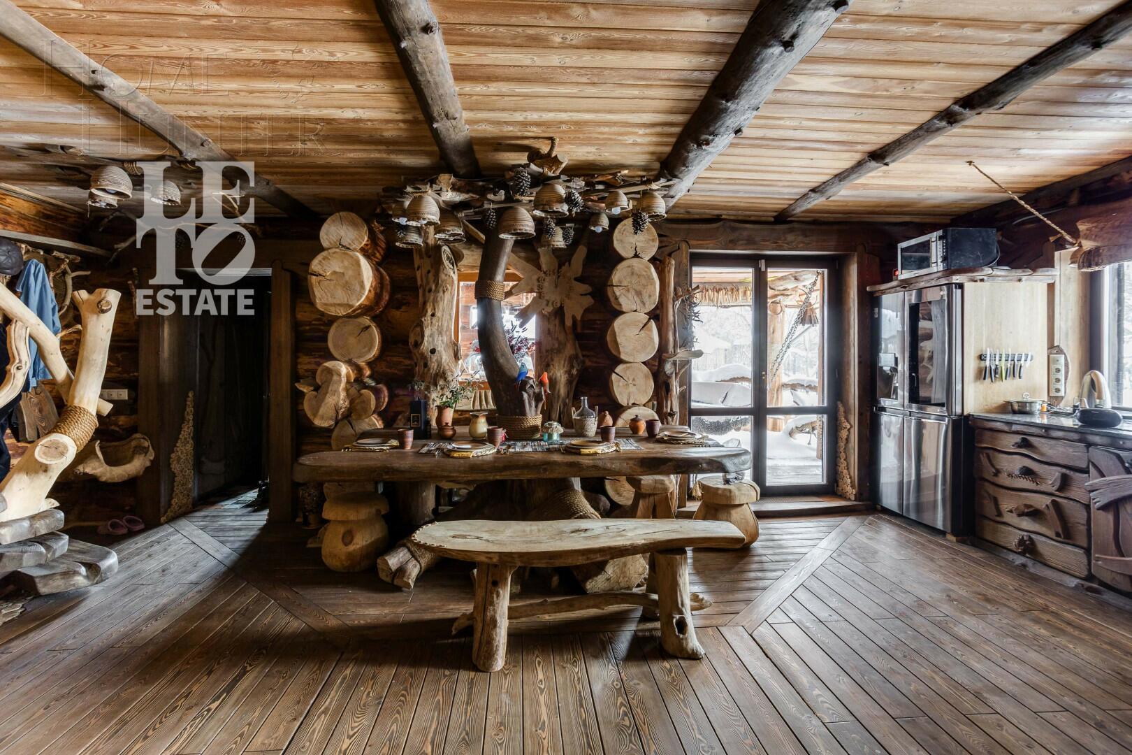 2-этажный коттедж 300 м² с отделкой