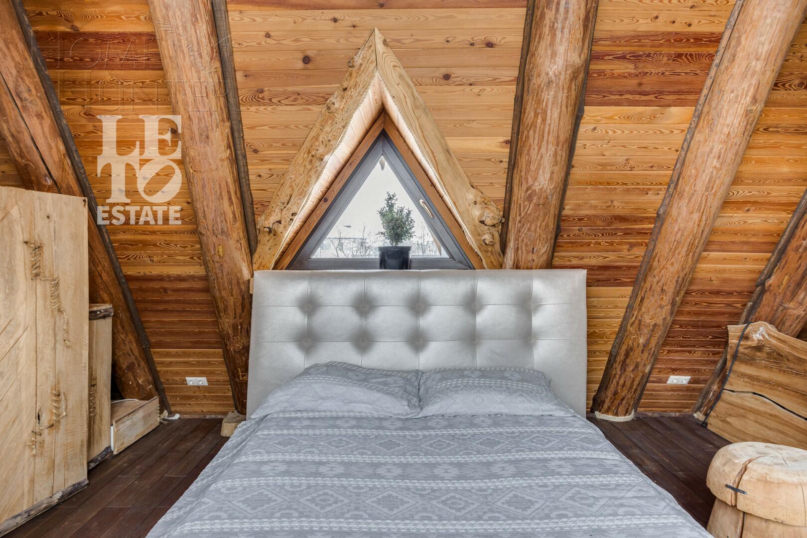 2-этажный коттедж 300 м² с отделкой