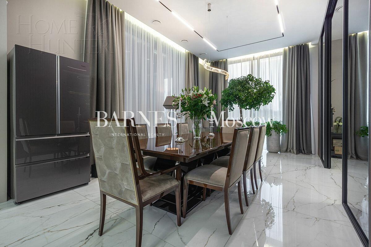 2-этажный коттедж 1 340 м² с отделкой