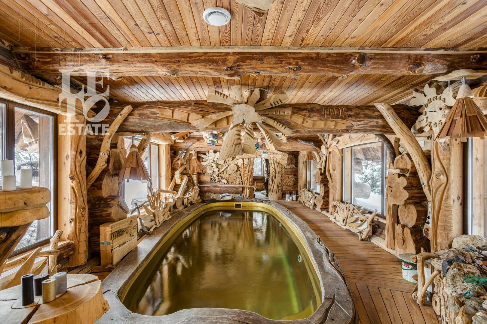 2-этажный коттедж 300 м² с отделкой