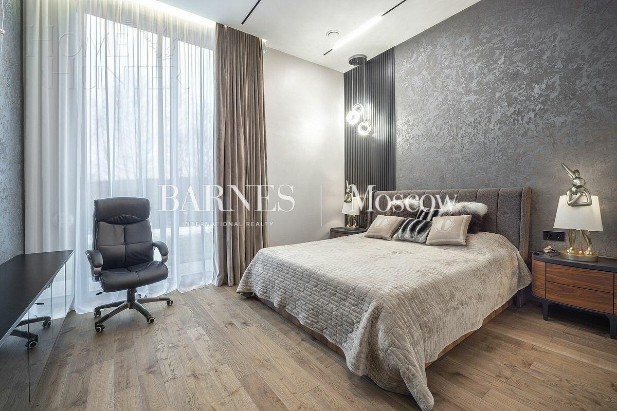 2-этажный коттедж 1 340 м² с отделкой