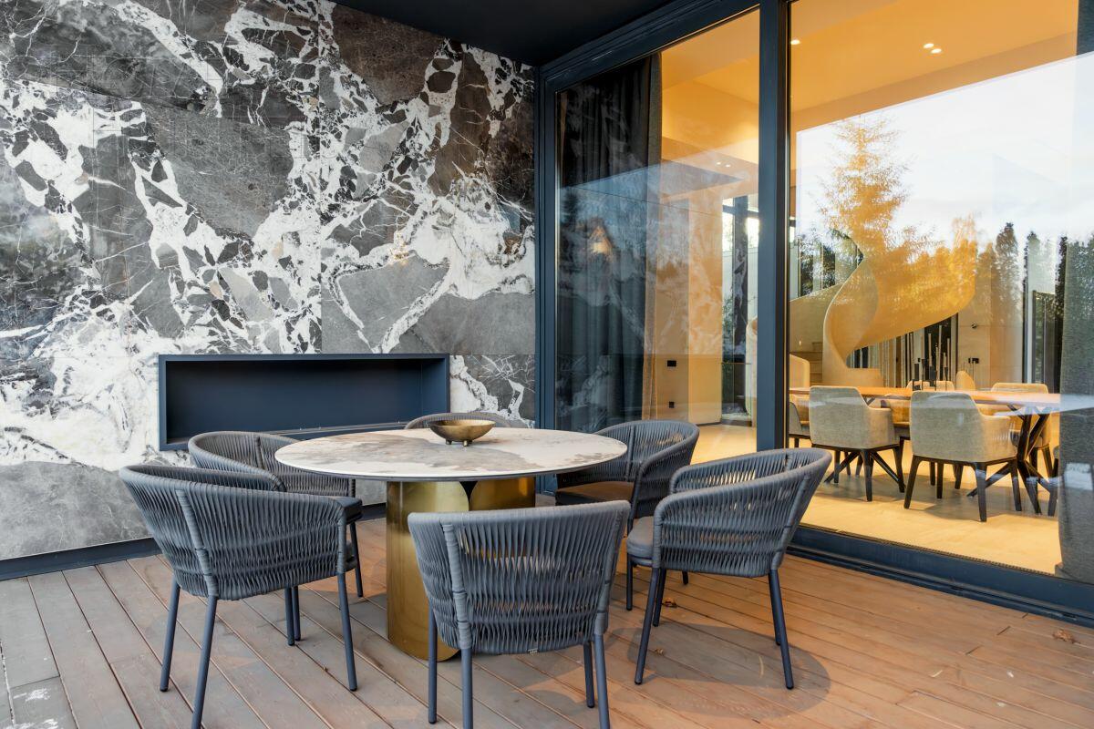 2-этажный коттедж 663 м² с отделкой