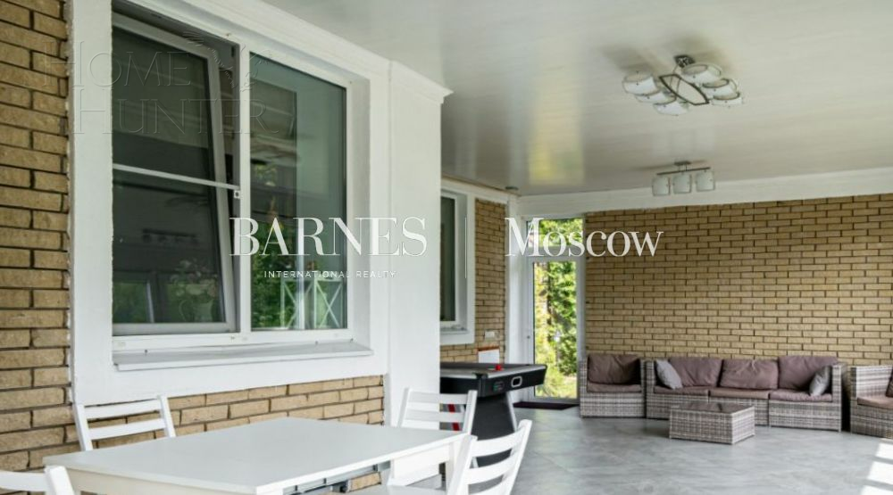 3-этажный коттедж 420 м² с отделкой