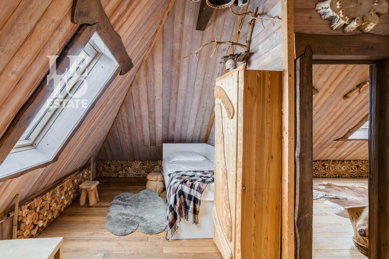 2-этажный коттедж 300 м² с отделкой