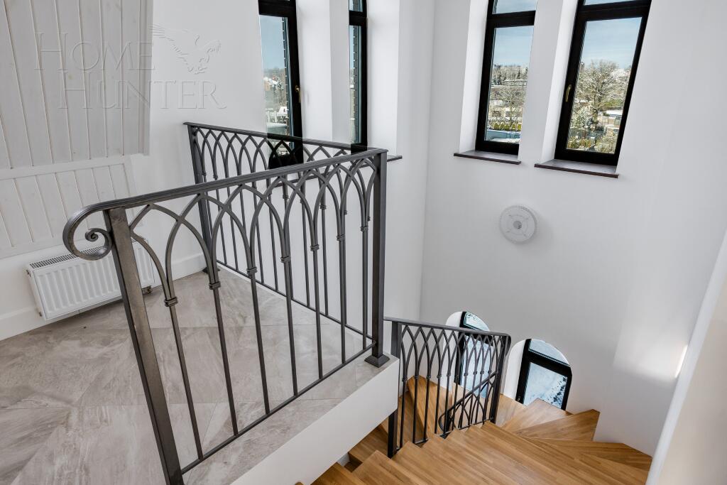 2-этажный коттедж 375 м² с отделкой