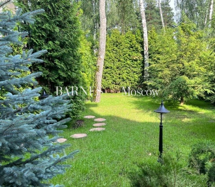 3-этажный коттедж 420 м² с отделкой