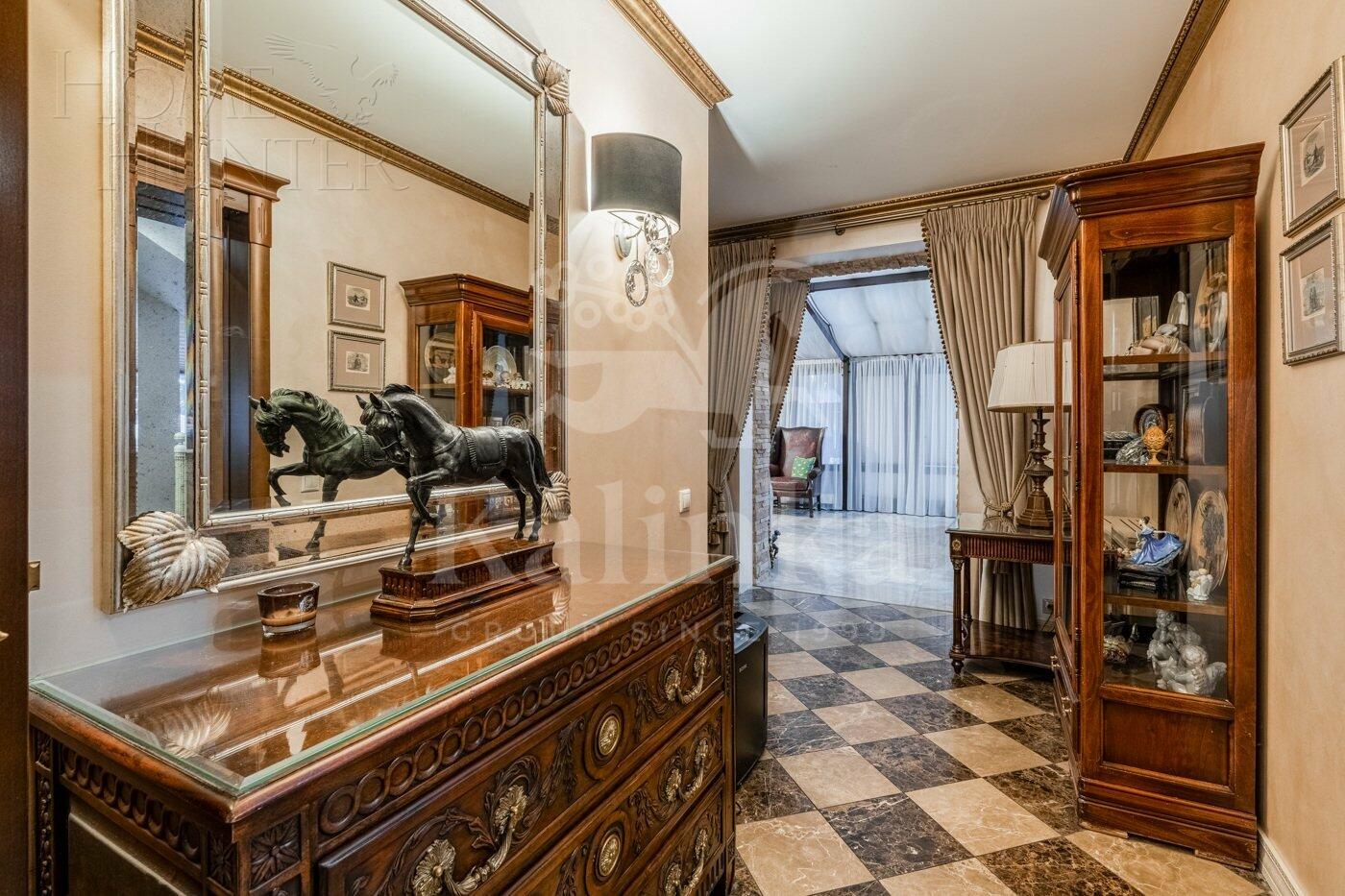 2-этажный коттедж 460 м² с отделкой