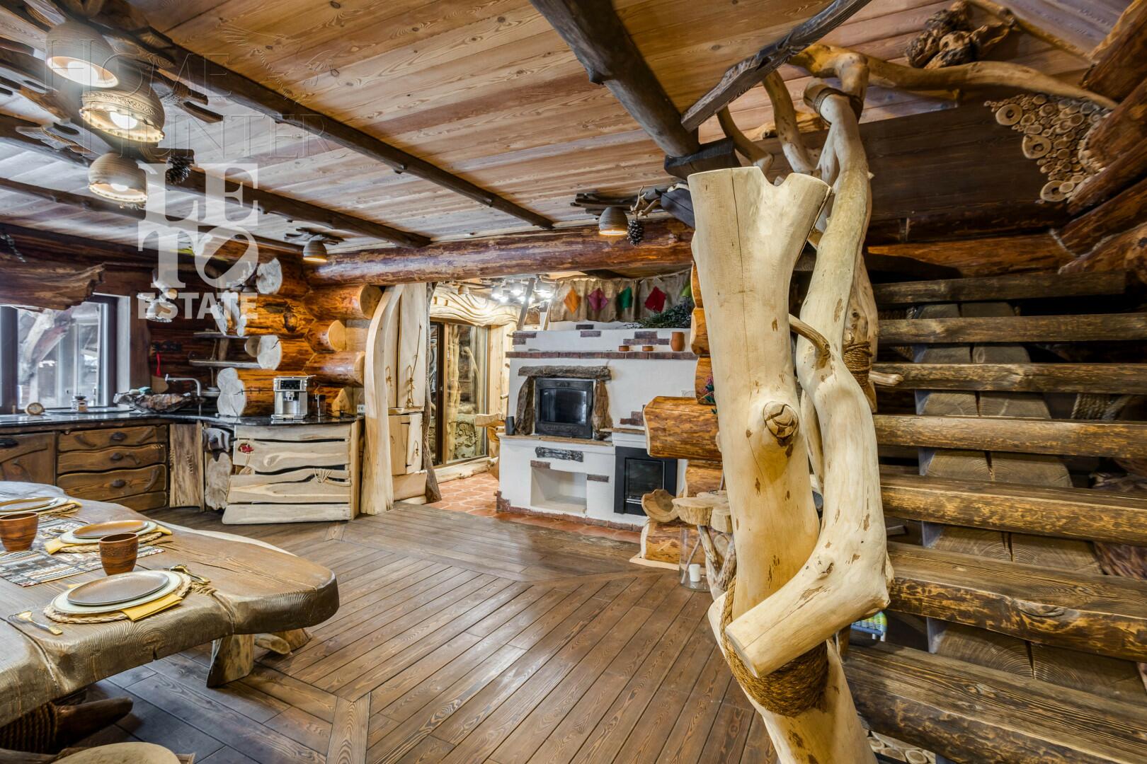 2-этажный коттедж 300 м² с отделкой